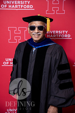 UHart_Commencement_UG-063
