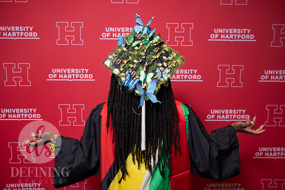UHart_Commencement_UG-068