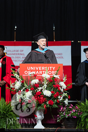 UHart_Commencement_GD-173