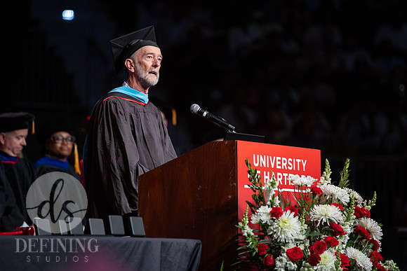 UHart_Commencement_UG-119