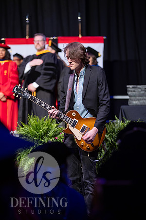 UHart_Commencement_UG-129