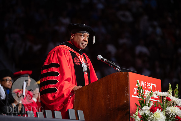 UHart_Commencement_UG-132