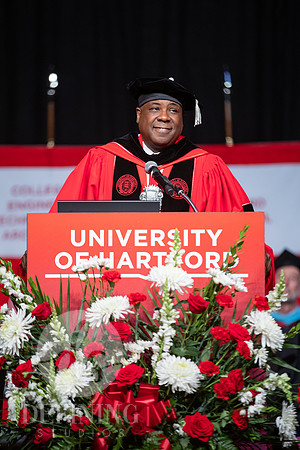 UHart_Commencement_UG-136