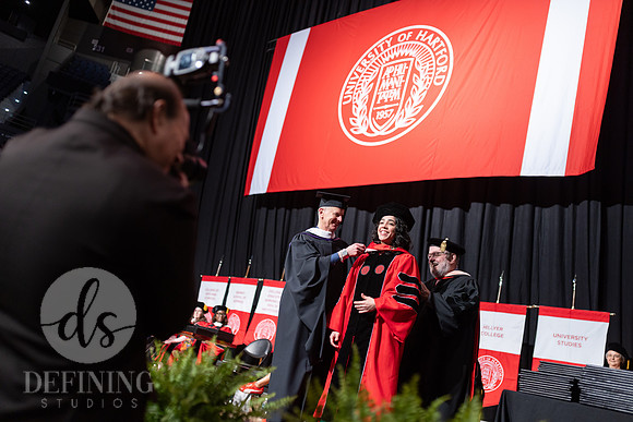 UHart_Commencement_GD-327