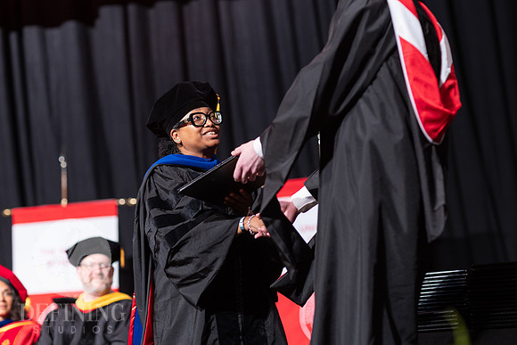 UHart_Commencement_GD-338