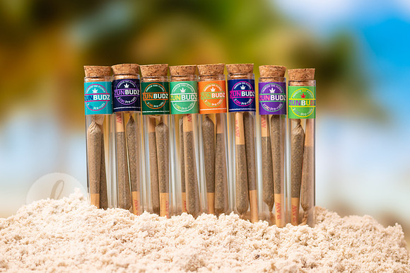 Pre Rolled On Sand-03
