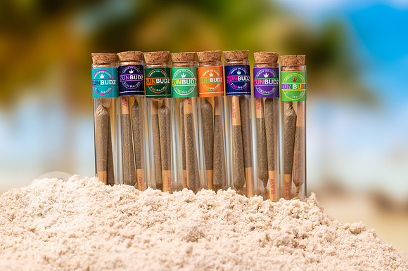 Pre Rolled On Sand-01