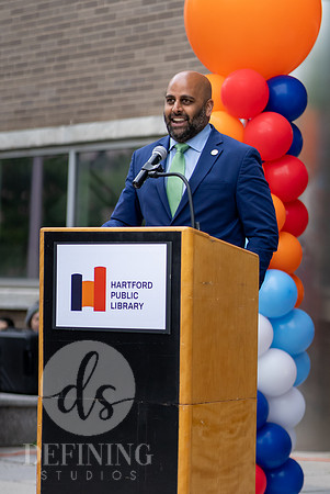 Hartford Public Library Ribbon Cutting_080