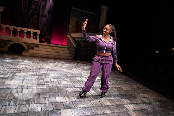 Breakdancing_Shakespeare_093