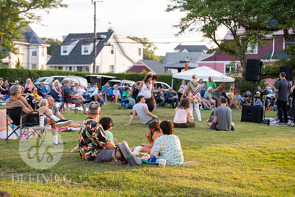 Twilight Concert Series Avenue Groove_099