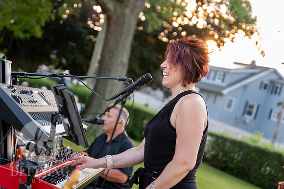 Twilight Concert Series Avenue Groove_112
