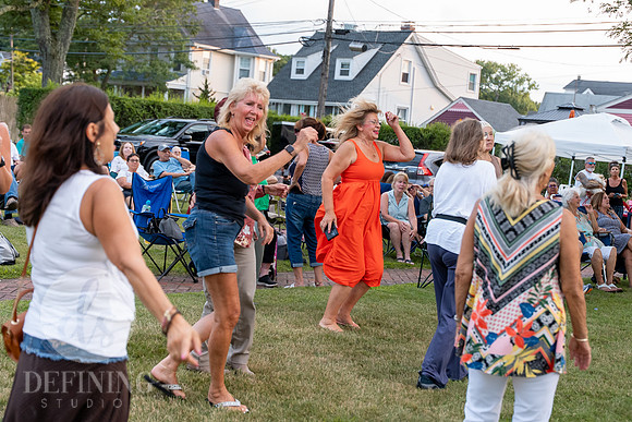 Twilight Concert Series Avenue Groove_133