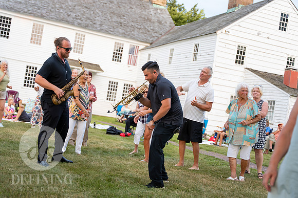Twilight Concert Series Avenue Groove_140