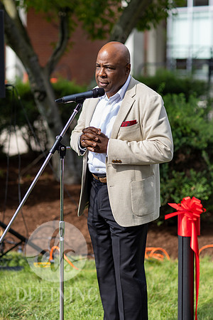 Faculty Staff Kickoff and Ribbon Joining_089