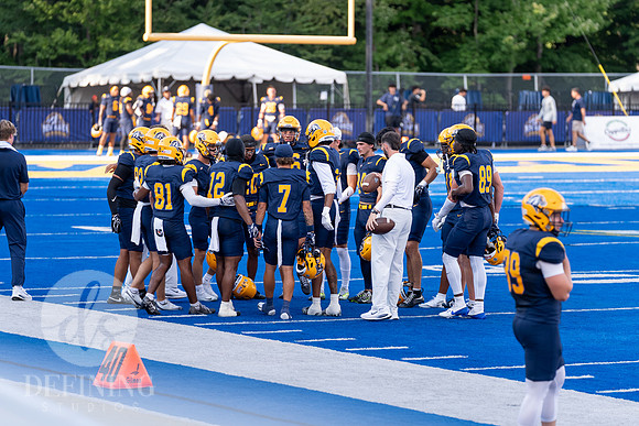 UNH_Chargers_Football-015