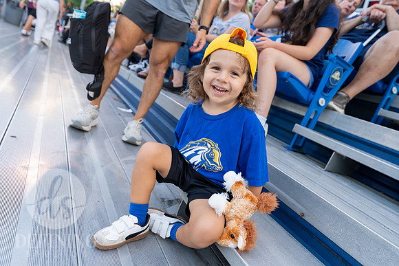 UNH_Chargers_Football-170