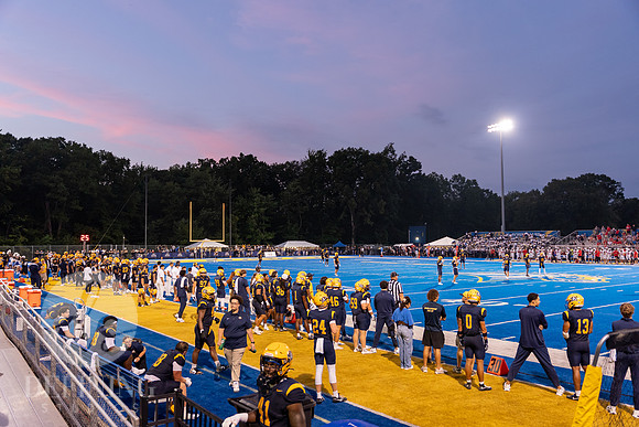 UNH_Chargers_Football-223