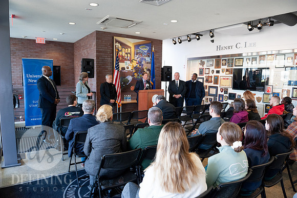 Press_Conference_021