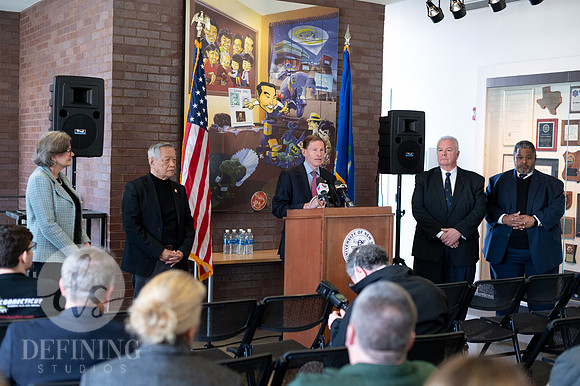 Press_Conference_030