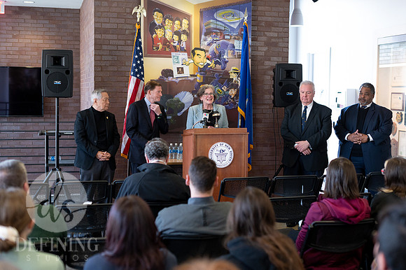 Press_Conference_040