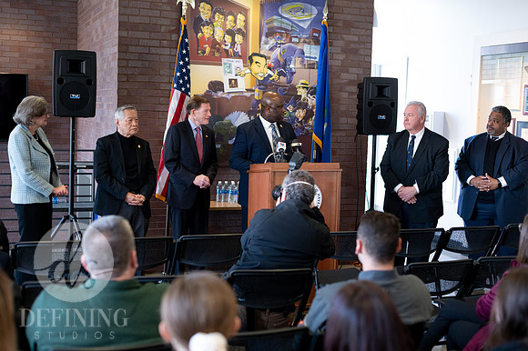 Press_Conference_051