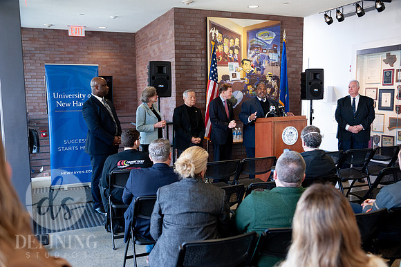 Press_Conference_054
