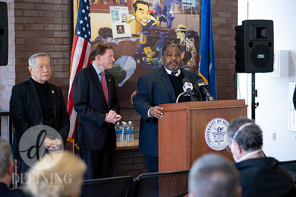 Press_Conference_055