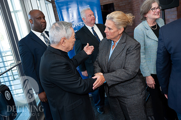 Press_Conference_094