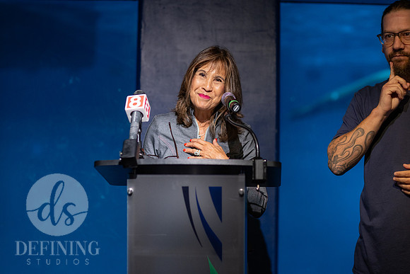 Deaf_Day_Aquarium-018