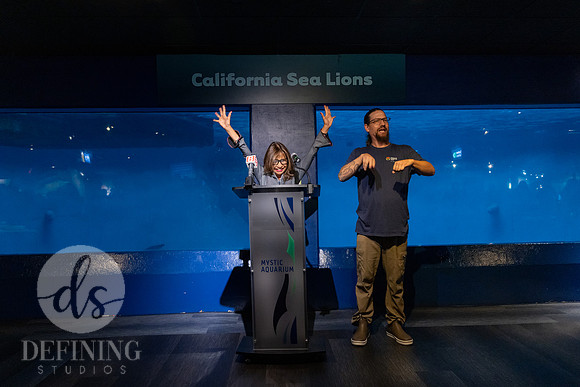 Deaf_Day_Aquarium-021