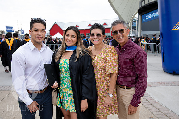 UNH_2023Commencement_AM_0100