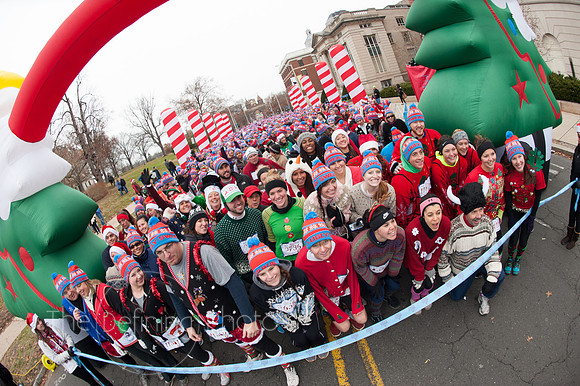 Ugly_Sweater_Run_2013_102