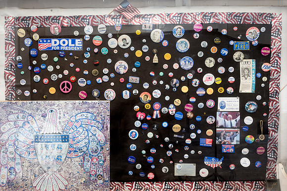 Political_Pins_-2