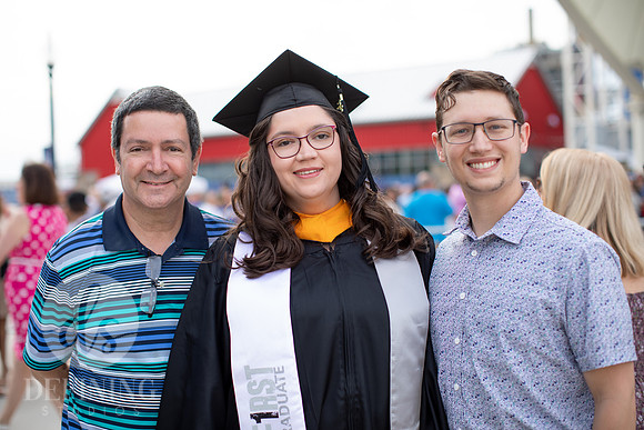 UNH_2023Commencement_AM_0022