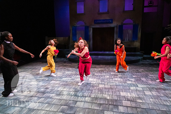 Breakdancing_Shakespeare-210