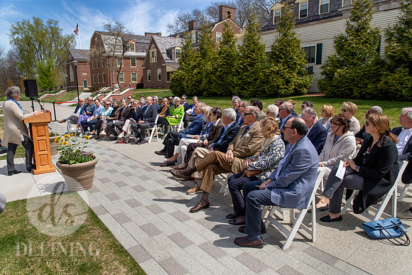 Weigel_Terrace_Dedication_042
