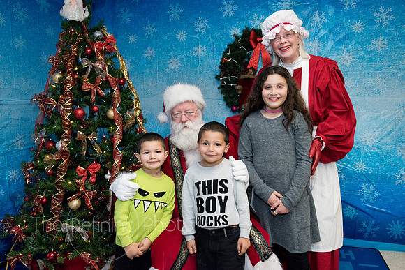 Compass_Holiday_Dinner_125