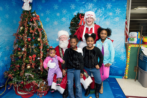 Compass_Holiday_Dinner_160