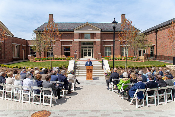Weigel_Terrace_Dedication_054
