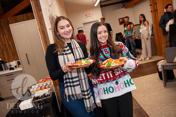 Ugly_Sweater_Lunch-059