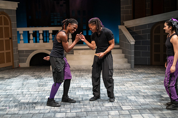 Breakdancing_Shakespeare_104