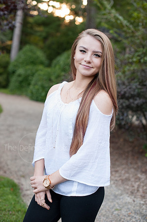 Amber_Pelletier_Senior_Portraits_01