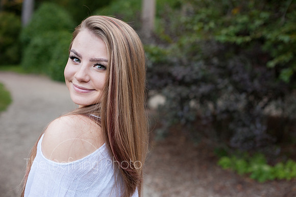 Amber_Pelletier_Senior_Portraits_02