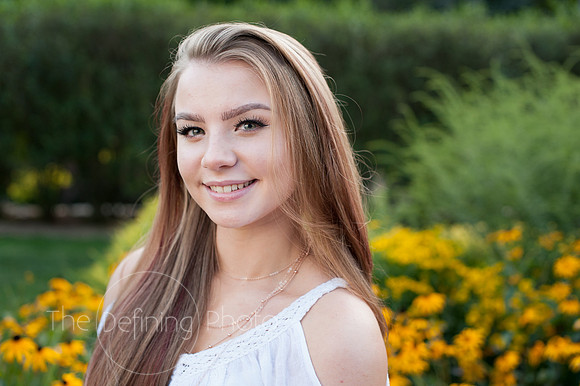 Amber_Pelletier_Senior_Portraits_09