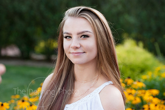 Amber_Pelletier_Senior_Portraits_11