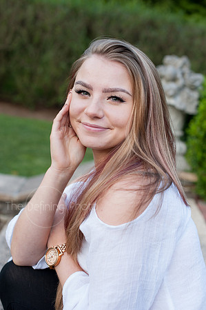 Amber_Pelletier_Senior_Portraits_13