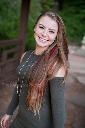 Amber_Pelletier_Senior_Portraits_28