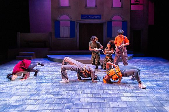 Breakdancing_Shakespeare-225