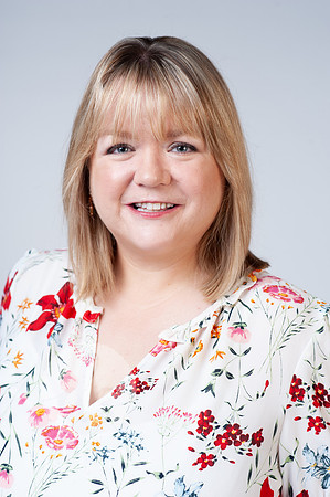 Kate Copeland Portrait 44