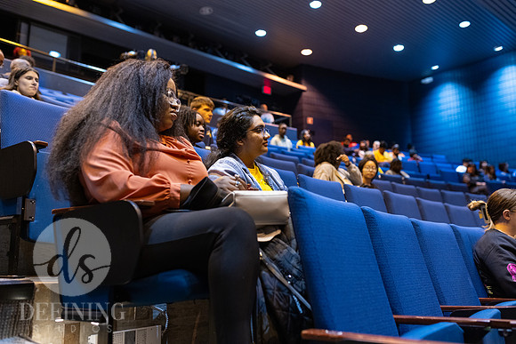Commuter_Lounge-Town_Hall_122